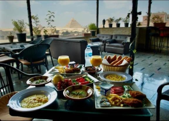 Topaz Pyramids View Inn Kafret el-Gabal Exterior photo