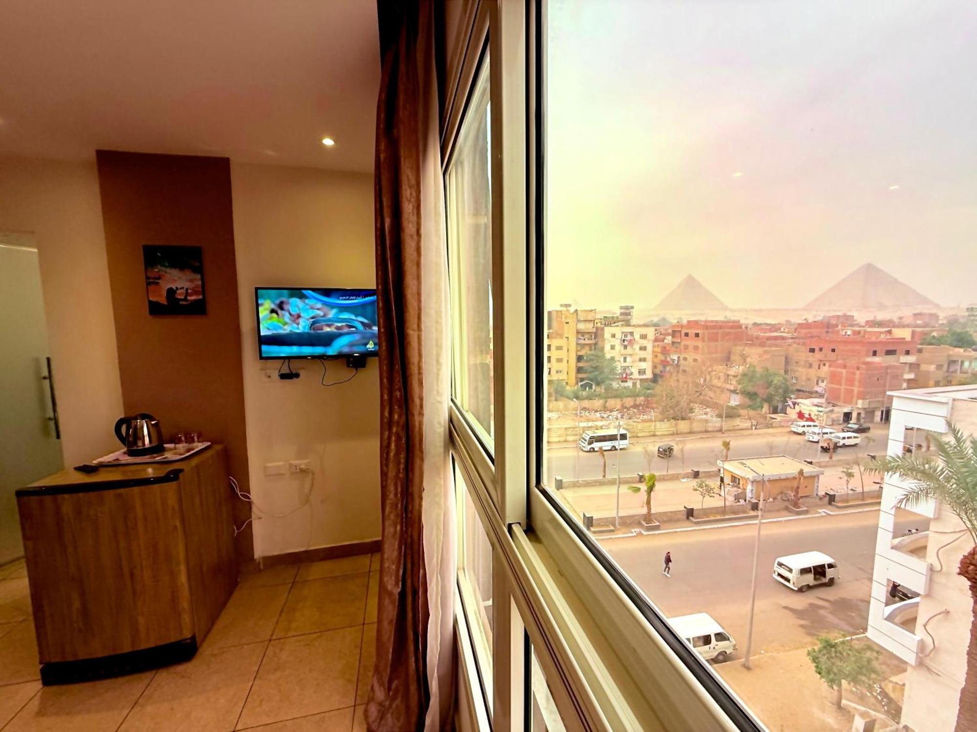 Topaz Pyramids View Inn Kafret el-Gabal Exterior photo
